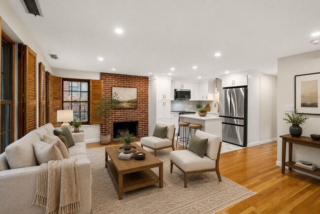Building Photo - 3 Devens St