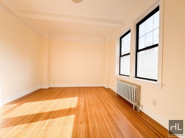 Building Photo - EAST 92 STREET