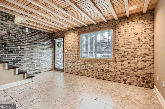 Building Photo - 109 Rondak Cir