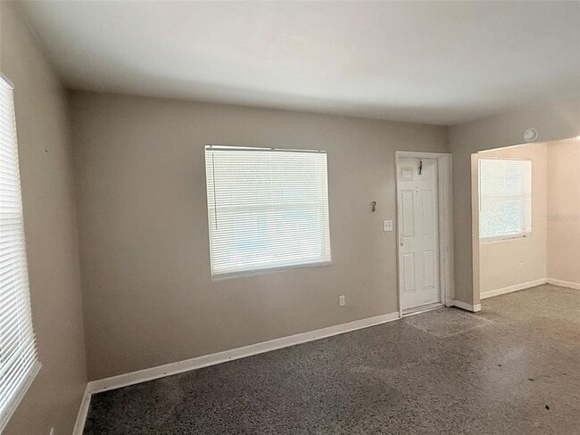 Building Photo - 1304 Browning St