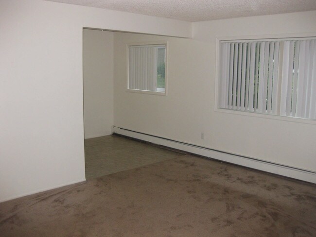Building Photo - 5218 Perry Rd