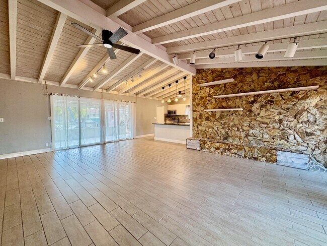 Foto del edificio - 1712 SW 5th St