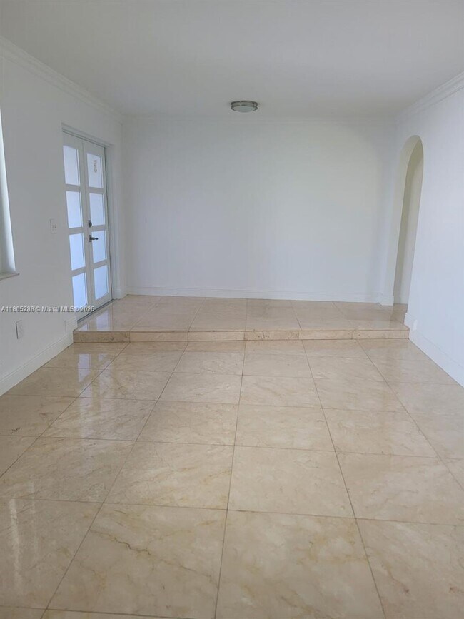 Foto del edificio - 13254 SW 13th St