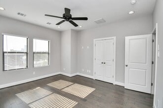 Building Photo - 308 Palmer St