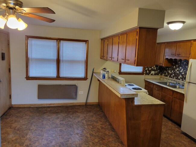 Foto del edificio - 7948 S Pulaski Rd