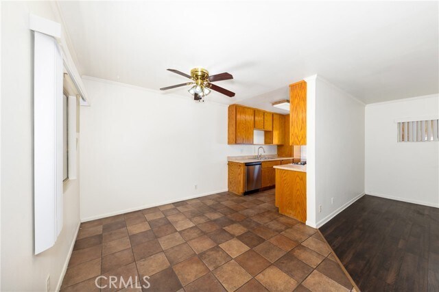 Foto principal - 11827 Beverly Blvd