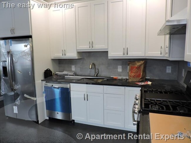 Foto del edificio - East Somerville 2 Bedroom - In Unit Laundr...