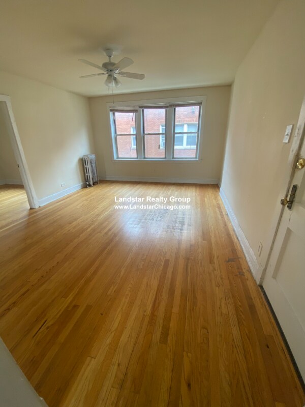 Primary Photo - 2346 W Touhy Ave