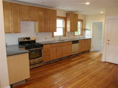 Primary Photo - 36 Orchard St