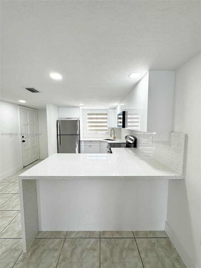 Foto del edificio - 5580 W 26th Ct