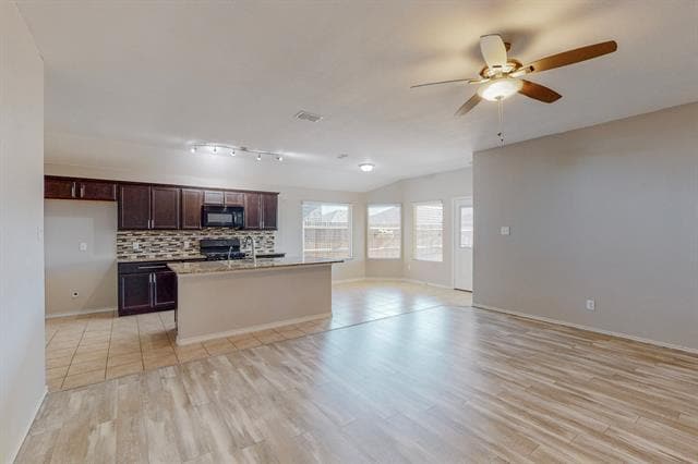 Foto del edificio - 6353 Spokane Dr