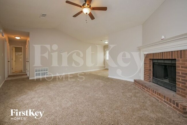 Building Photo - 1785 Hearthstone Way