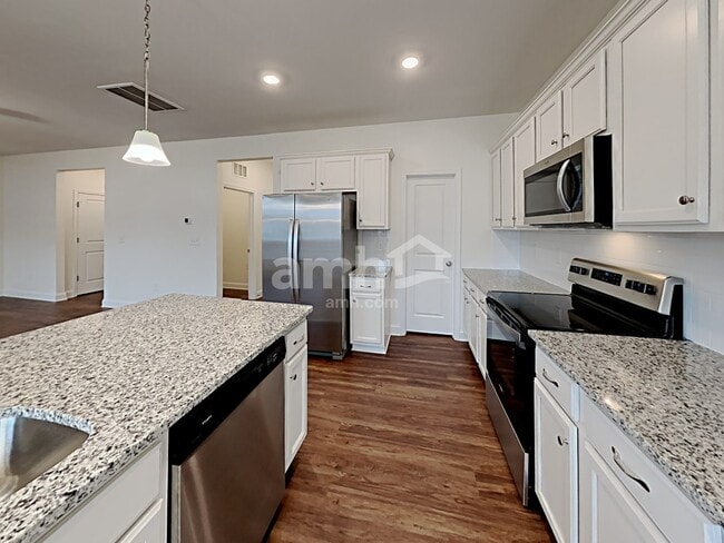 Building Photo - 3239 Brierhill Rd