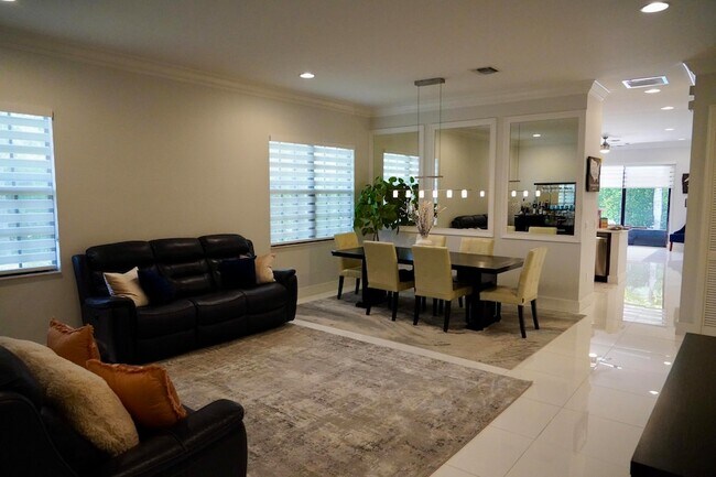 Foto del edificio - 7275 NW 112th Terrace