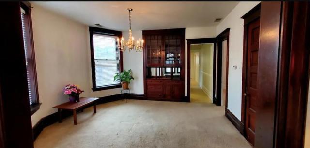 Building Photo - 2 bedroom in CHICAGO IL 60657