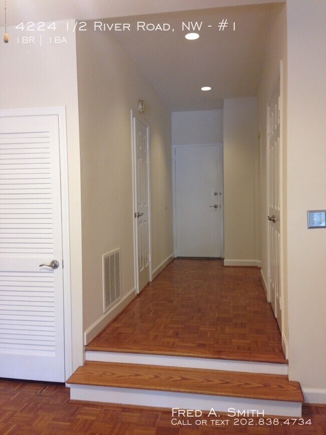 Foto del edificio - 4224 1/2 River Rd NW