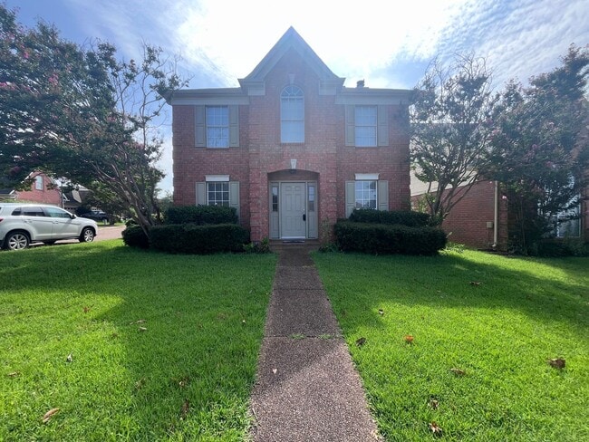 Renovated house in quite Neighborhood - Renovated house in quite Neighborhood