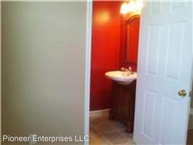 Building Photo - 3 br, 1.5 bath House - 1703 Sexton St