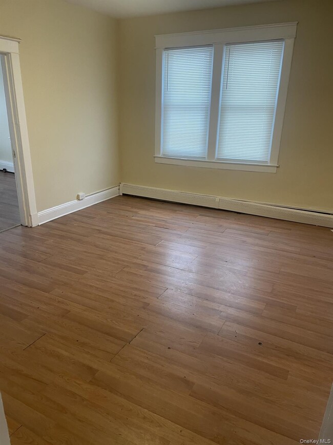 Building Photo - 61 Larkfield Rd