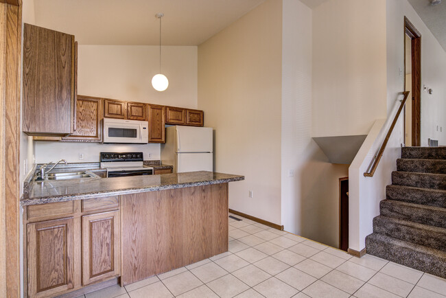 Building Photo - 1130 Weatherridge Rd