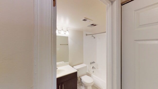 Interior Photo - Newport Village