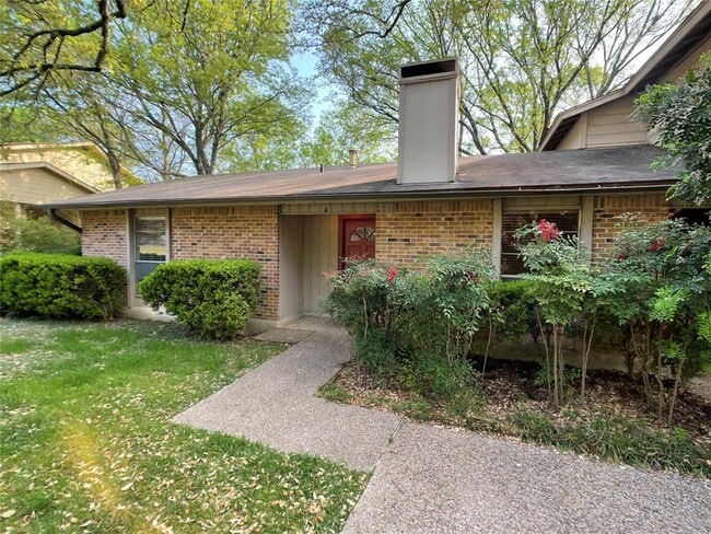 Building Photo - 6307 Shadow Valley Dr