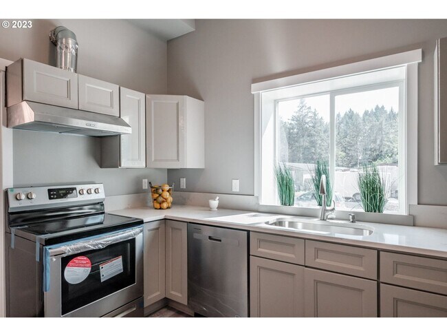 Building Photo - 1-Bedroom 1 Bath Apartment