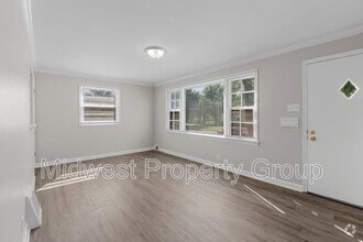 Building Photo - 662 Gleason Dr