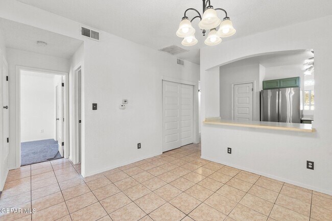 Building Photo - 9127 Texas Red Dr