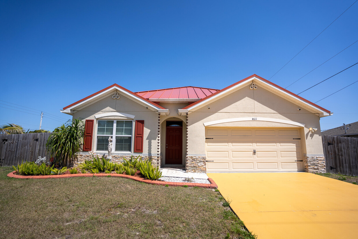 Foto principal - 4611 SW Albacore St
