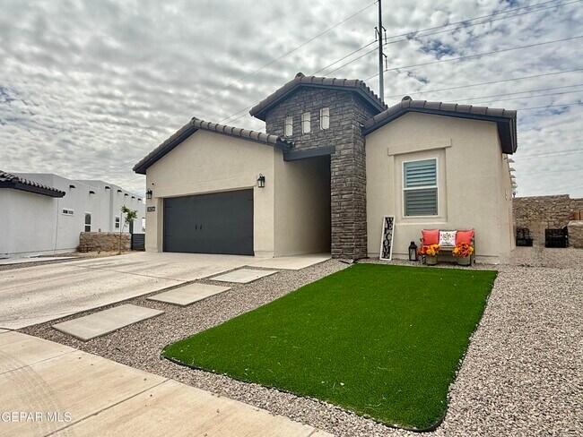 Foto del edificio - 13026 Terrington Ave