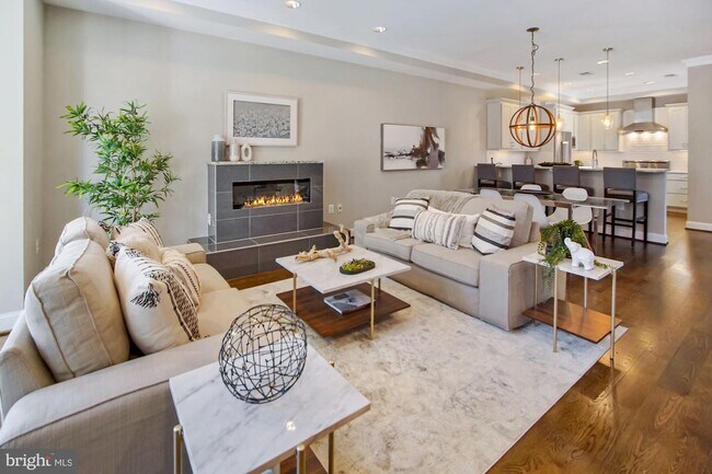 Foto del edificio - 302 M St NW