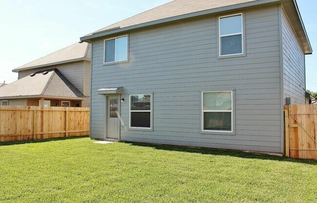 Foto del edificio - 5815 Dawn Terrace Ct