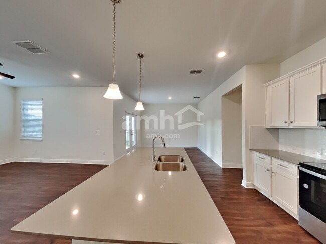 Building Photo - 6326 Emerald Hls Wy