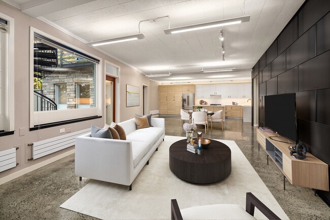 Foto del edificio - 2560 Dexter Ave N