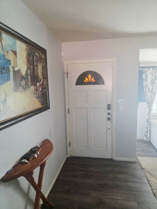 Foto del edificio - $5,500 - Beautiful 3BR/2BA Home on ? Acre ...