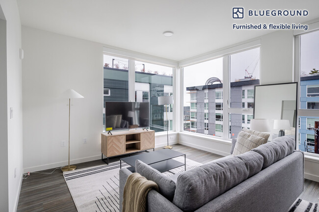 Building Photo - 1000 E Yesler Wy
