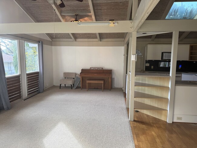 Foto del edificio - Peaceful Manoa - Well maintained 3 bedroom...