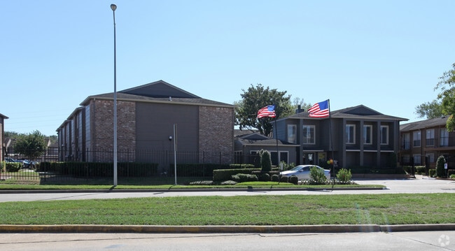 Building Photo - Somerset