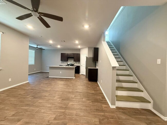 Building Photo - 3319 Angus Crossing