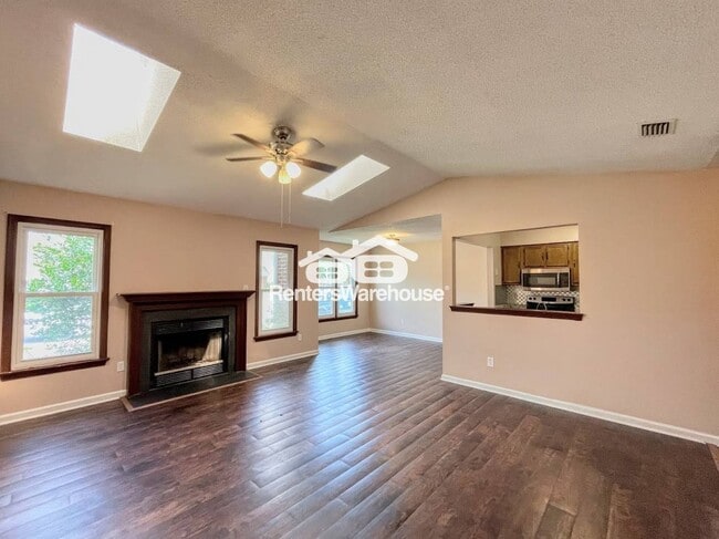 Building Photo - 521 Brisa Dr