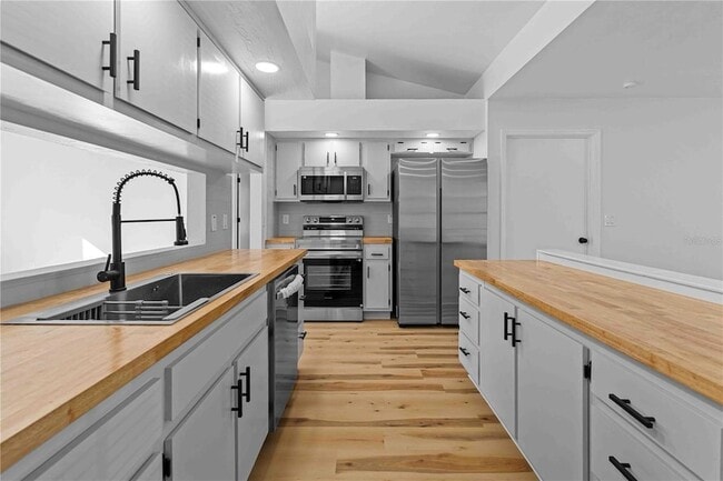 Building Photo - 4142 NW 59th Terrace