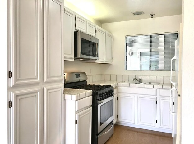 Foto del edificio - 3371 Baywood Terrace