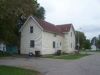 Primary Photo - 3640 Main St