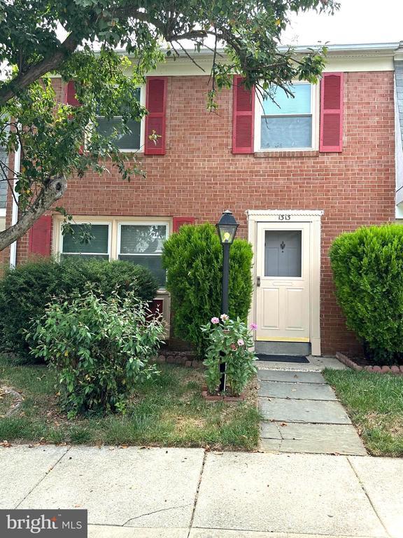 Building Photo - 1313 Potomac Heights Dr