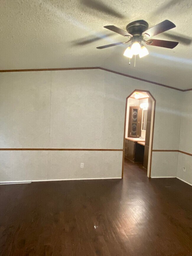Single Wide Mobile Home Available House Rental in Nacogdoches, TX