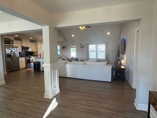 Foto del edificio - 4br/2ba Pet friendly 1-level home in Fort ...