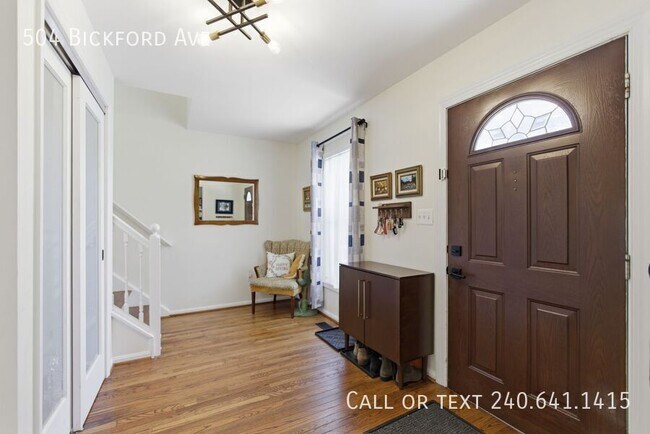 Photo - 504 Bickford Ave House