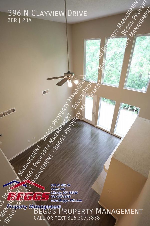 Building Photo - Spacious 3BR 1-3/4 BA Townhome- Liberty, MO