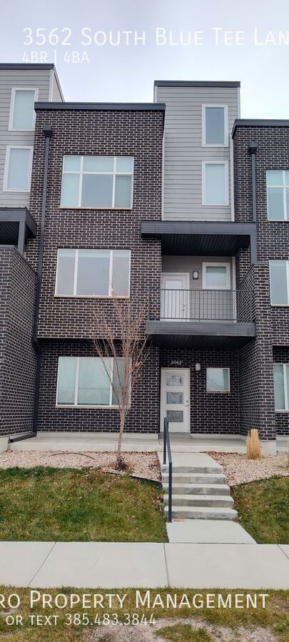 Foto del edificio - 3562 Blue Tee Ln